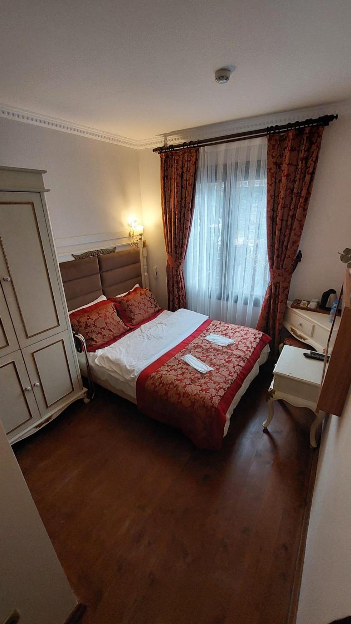 SPHENDON HOTEL СТАМБУЛ 3* (Турция) - от 2090 RUB | NOCHI